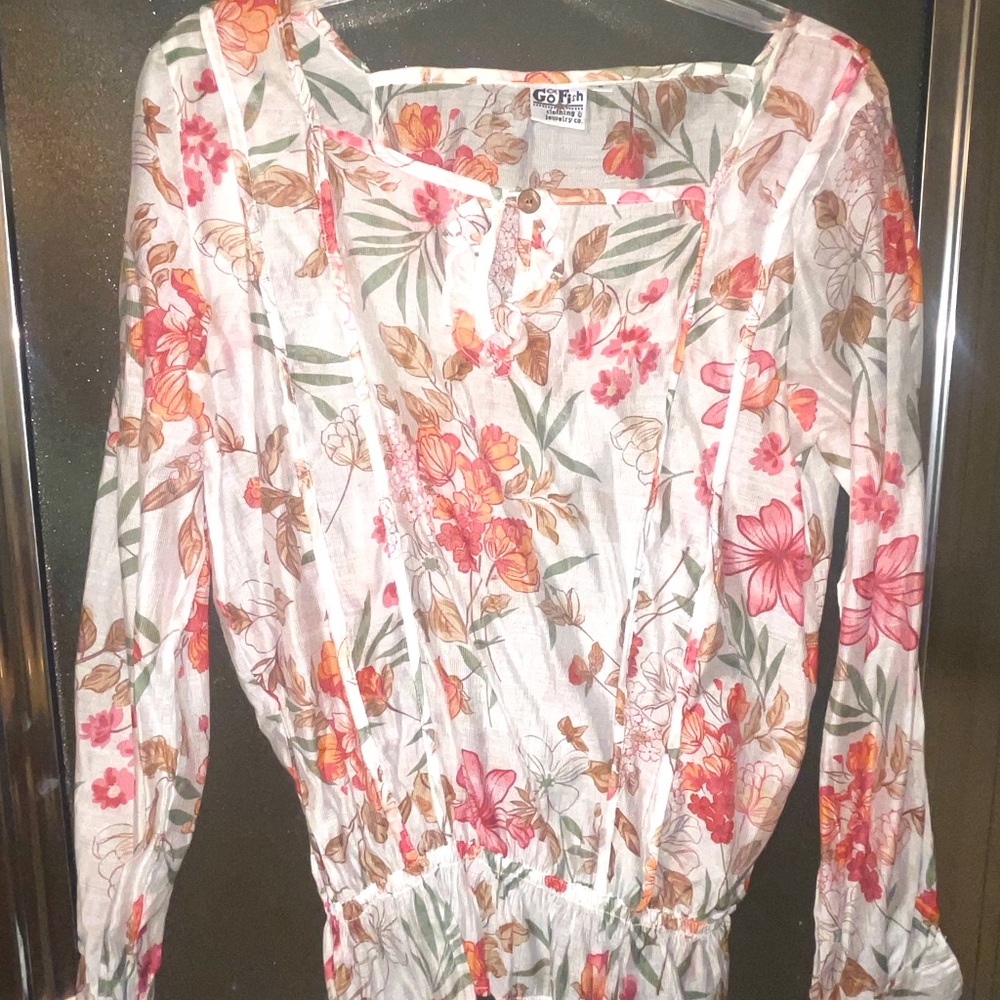 Sheer fitted blouse